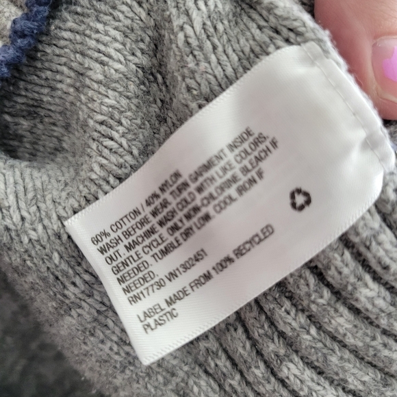 Cat & Jack Toddler Boy 2T Grey Sweater Toggle Button Red Blue Knit Fall Winter - Picture 2 of 8